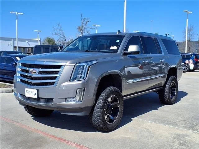 2018 Cadillac Escalade ESV Premium Luxury 4WD photo