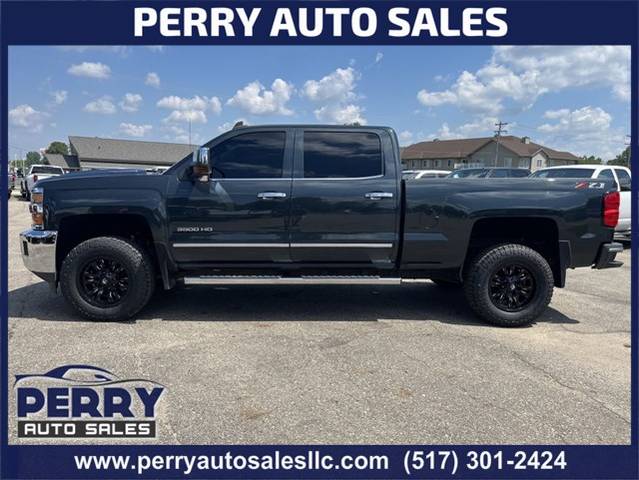 2018 Chevrolet Silverado 3500HD LTZ 4WD photo