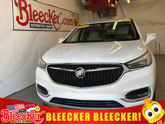 2018 Buick Enclave Essence FWD photo
