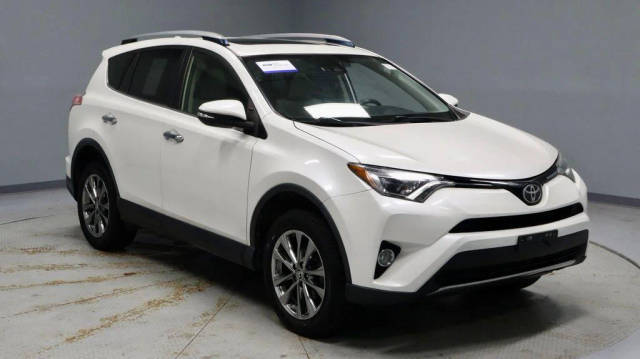 2018 Toyota RAV4 Limited AWD photo