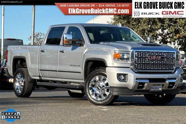 2018 GMC Sierra 2500HD Denali 4WD photo