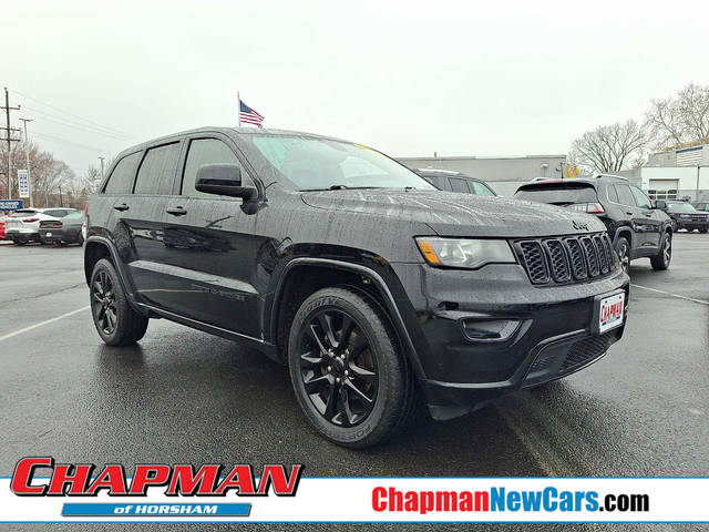 2018 Jeep Grand Cherokee Altitude 4WD photo