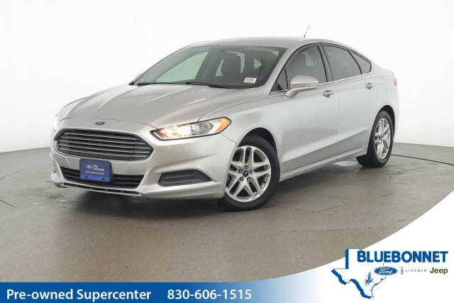 2015 Ford Fusion SE FWD photo