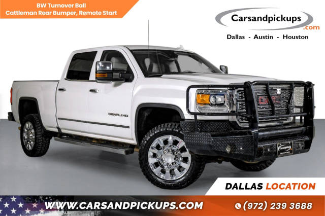 2018 GMC Sierra 2500HD Denali 4WD photo