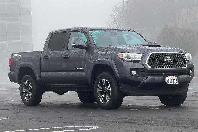 2018 Toyota Tacoma TRD Sport RWD photo