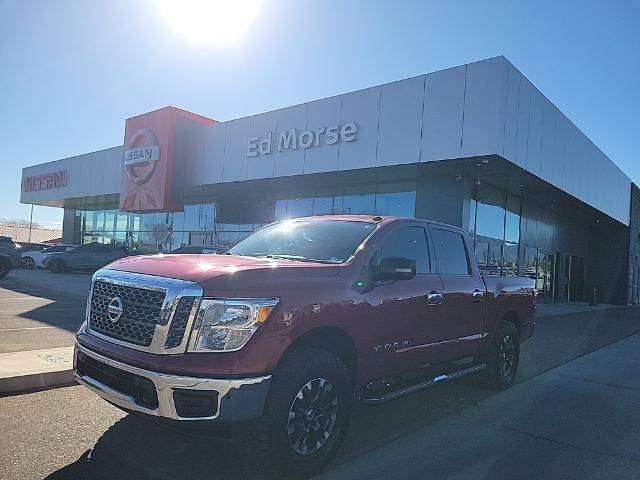 2018 Nissan Titan SV 4WD photo