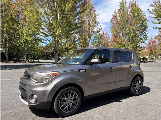 2018 Kia Soul + FWD photo