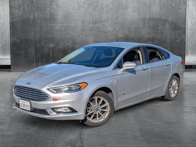 2018 Ford Fusion Energi Titanium FWD photo