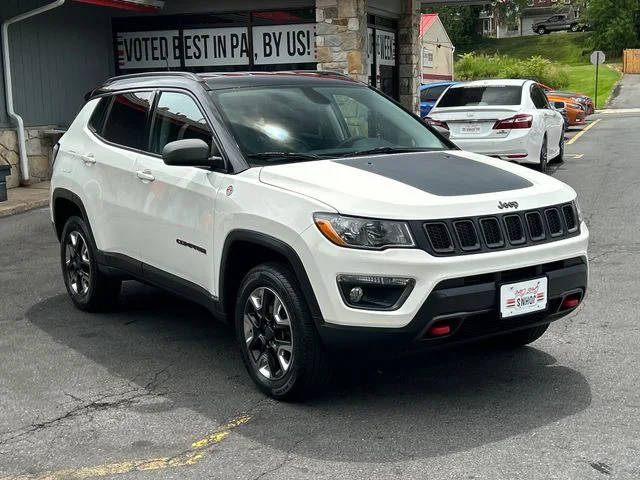 2018 Jeep Compass Trailhawk 4WD photo