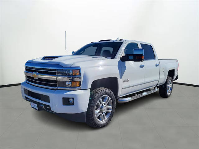 2018 Chevrolet Silverado 2500HD High Country 4WD photo