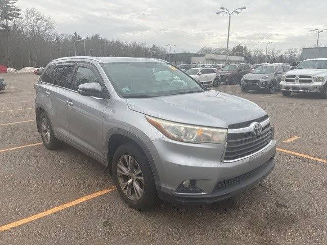 2015 Toyota Highlander XLE AWD photo