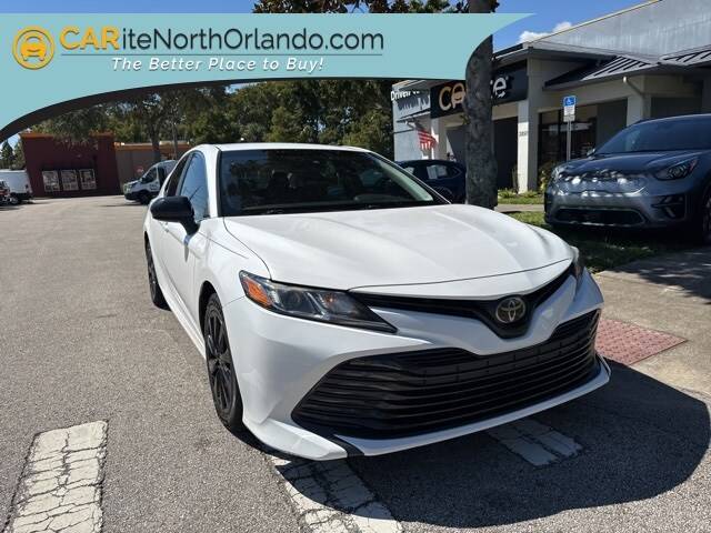 2018 Toyota Camry LE FWD photo
