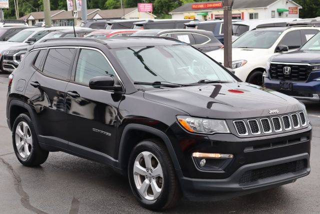2018 Jeep Compass Latitude FWD photo