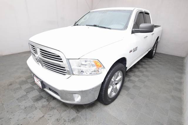 2016 Ram 1500 Big Horn 4WD photo