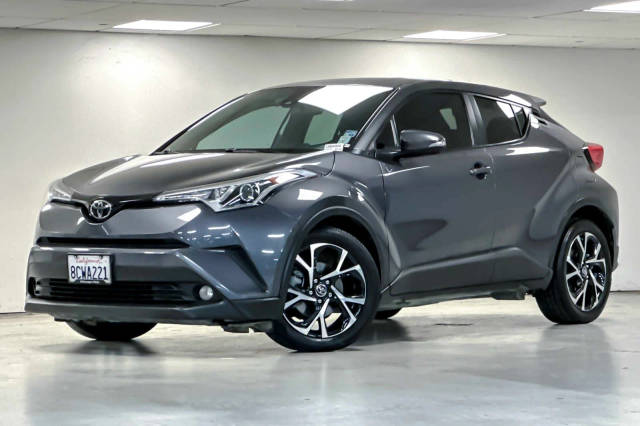 2018 Toyota C-HR XLE FWD photo