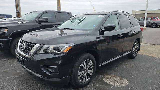 2018 Nissan Pathfinder S 4WD photo
