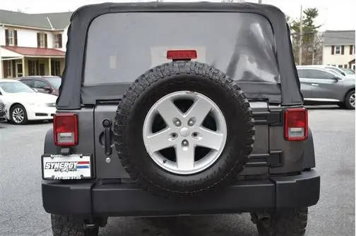 2018 Jeep Wrangler Sport S 4WD photo