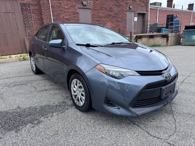 2018 Toyota Corolla LE FWD photo