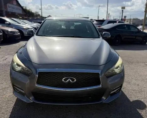 2017 Infiniti Q50 3.0t Premium RWD photo