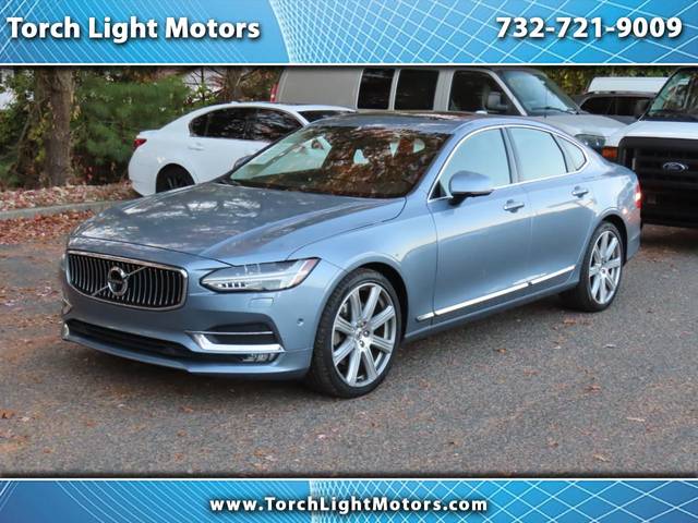 2017 Volvo S90 Inscription AWD photo