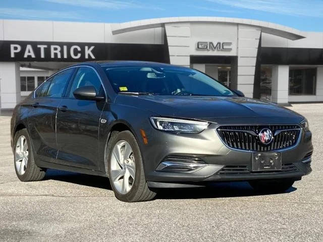 2018 Buick Regal Sportback Preferred FWD photo