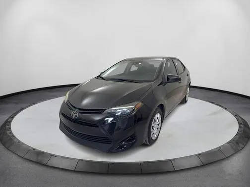 2018 Toyota Corolla LE FWD photo