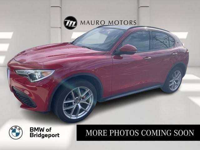 2018 Alfa Romeo Stelvio Ti Sport AWD photo