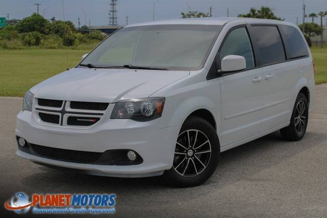 2017 Dodge Grand Caravan GT FWD photo