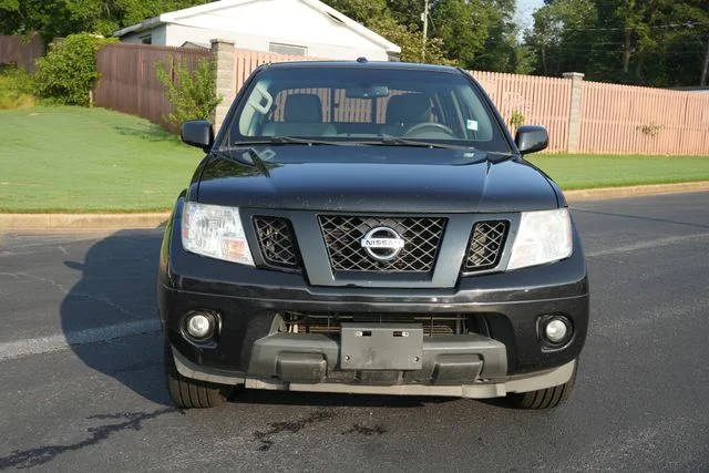 2018 Nissan Frontier SV V6 RWD photo