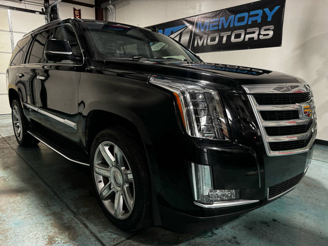 2018 Cadillac Escalade Luxury 4WD photo