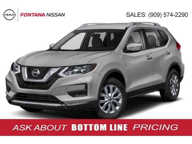 2018 Nissan Rogue SV FWD photo