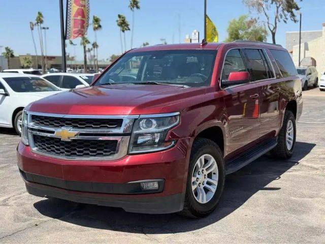 2017 Chevrolet Suburban LT RWD photo