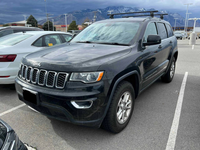 2018 Jeep Grand Cherokee Laredo E 4WD photo
