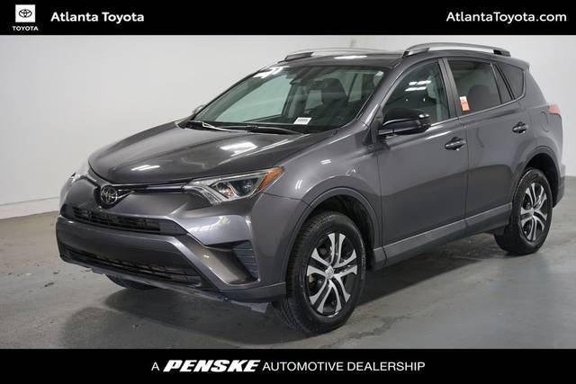 2018 Toyota RAV4 LE FWD photo