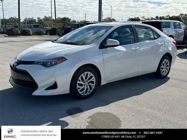 2018 Toyota Corolla LE FWD photo