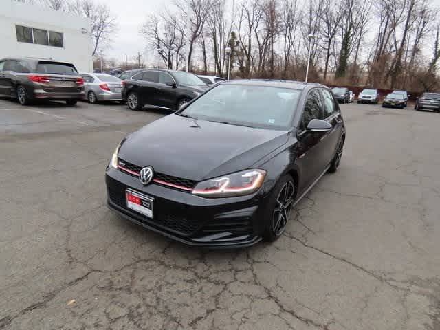 2018 Volkswagen Golf GTI SE FWD photo