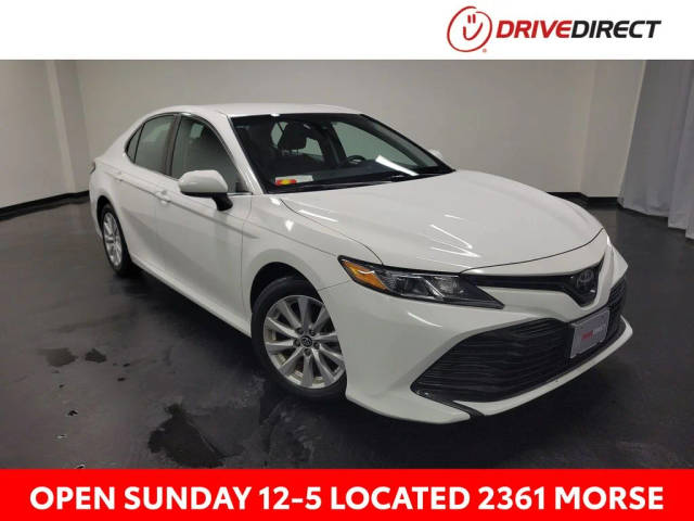 2018 Toyota Camry LE FWD photo