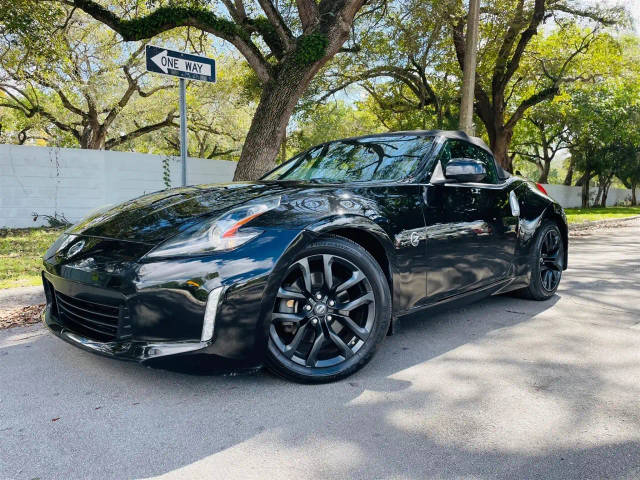 2018 Nissan 370Z Touring RWD photo