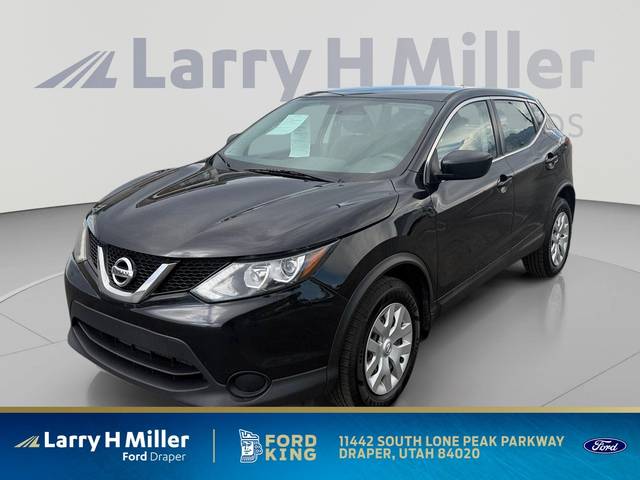 2018 Nissan Rogue Sport S FWD photo
