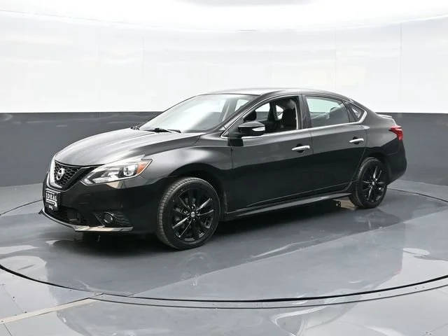 2018 Nissan Sentra SR FWD photo