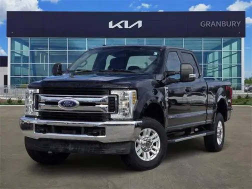 2018 Ford F-250 Super Duty XLT 4WD photo