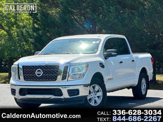 2017 Nissan Titan SV 4WD photo