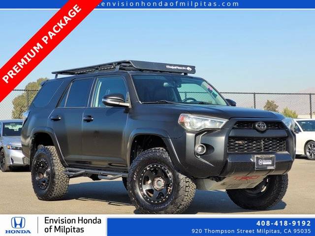 2017 Toyota 4Runner SR5 Premium 4WD photo