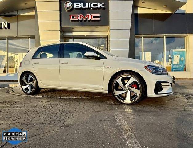 2018 Volkswagen Golf GTI SE FWD photo