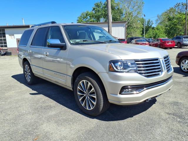 2017 Lincoln Navigator Select 4WD photo