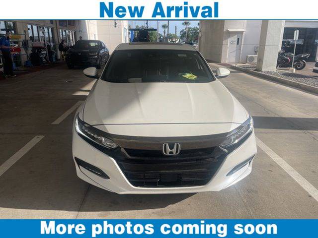 2018 Honda Accord Sport 2.0T FWD photo