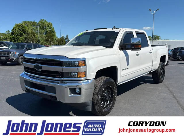 2018 Chevrolet Silverado 2500HD LT 4WD photo