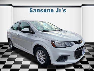 2018 Chevrolet Sonic LT FWD photo