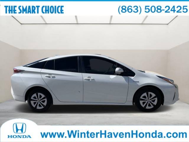 2018 Toyota Prius Three FWD photo