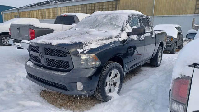 2018 Ram 1500 Express 4WD photo